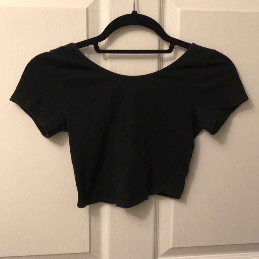 Brandy Melville Crop top